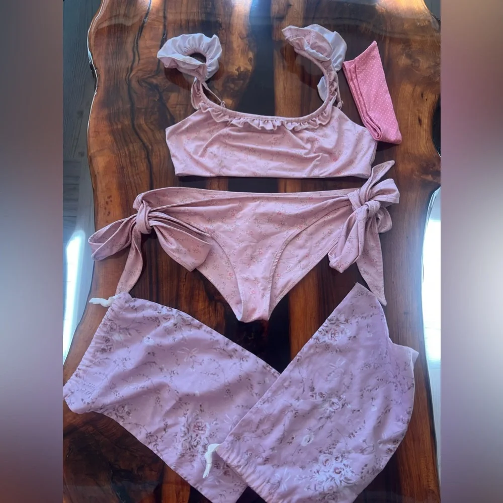 Love Shack Fancy Swim size small women’s guava palm bikini set gently loved - Picture 5 of 16